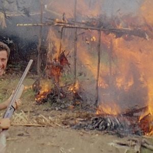 Foto Holocausto caníbal