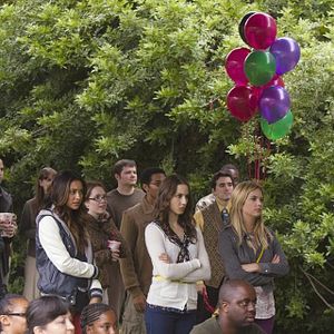 Foto Troian Bellisario