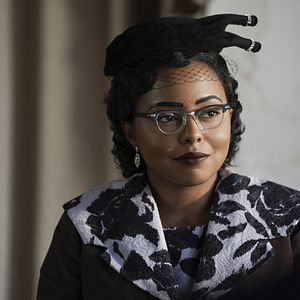 Foto Adrienne Warren