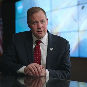 Foto Return To Space