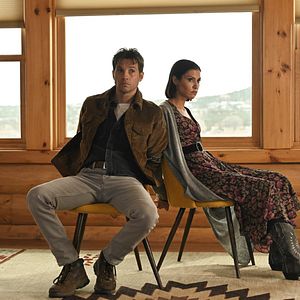 Foto Logan Marshall-Green