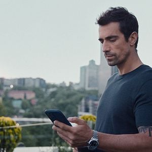 Foto Como vuela el cuervo