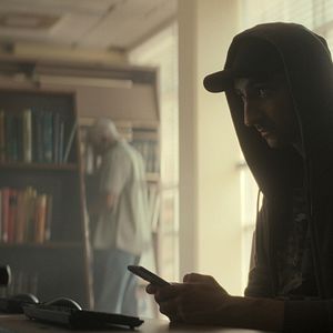 Foto Red de engaños: Muertes, mentiras e Internet