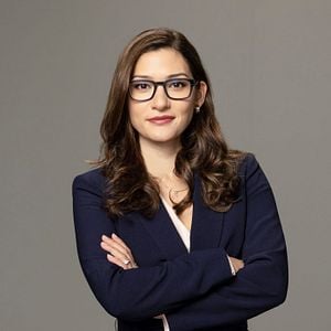 Foto So Help Me Todd