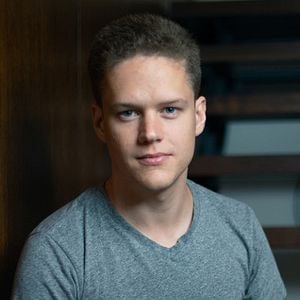 Foto Will Merrick (II)