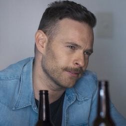 Foto Falsa Identidad