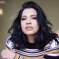 Foto Cara Jade Myers