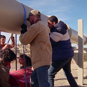Foto How To Blow Up A Pipeline