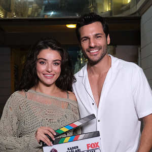 Foto Ties of Destiny