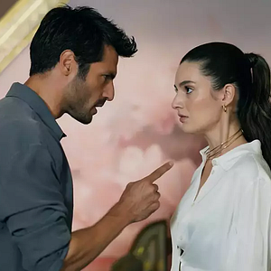 Foto Ties of Destiny