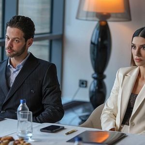 Foto Yıldızlar Bana Uzak