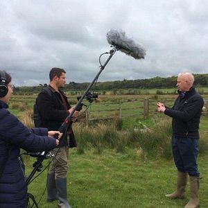 Foto Six Inches of Soil