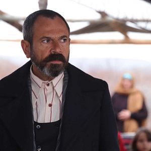 Foto La Leyenda del Árbol Negro