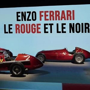 Foto Enzo Ferrari: Todo al Rojo