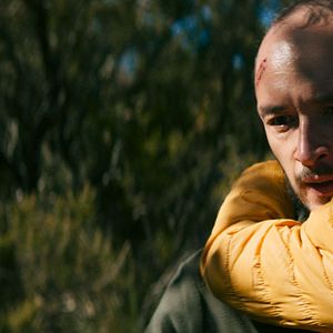 Foto Behind the Mountains