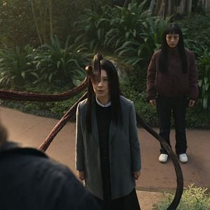 Foto Parasyte: Los grises