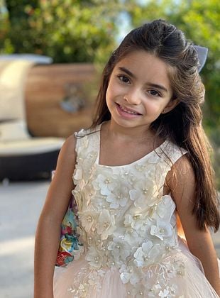 foto de Aitana Derbez Rosaldo