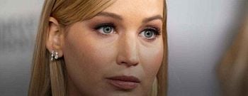 Jennifer Lawrence: “Tengo miedo por mis hijos, ojalá pudiera hacer algo para arreglar esta situación tan compleja y vergonzosa que me rompe el corazón”