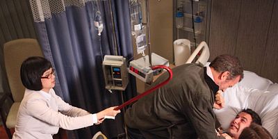 Cartel de Holding On