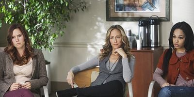 Cartel de El león duerme esta noche