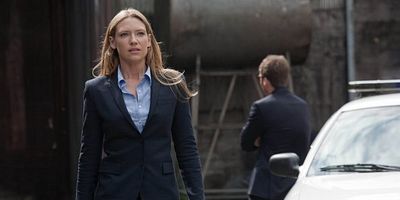 Cartel de Neither Here Nor There