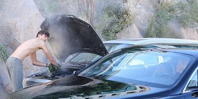 Cartel de Something My Gynecologist Said