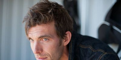 Cartel de Relámpagos y confusión