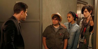 Cartel de Amigos con Derecho