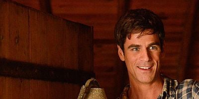 Cartel de Revelation