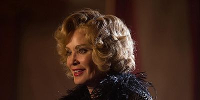 Cartel de Acaba la función