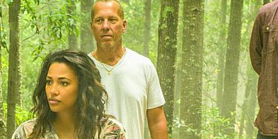 Cartel de Breaking Point