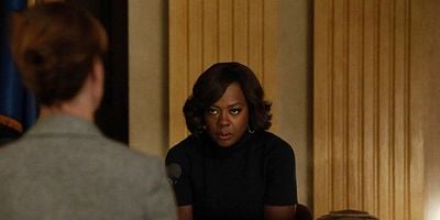 Cartel de Ella está muriendo