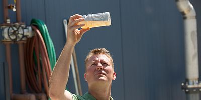 Cartel de Energy on the Edge