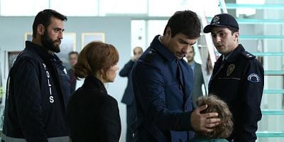 Cartel de Kördüğüm 8.Bölüm