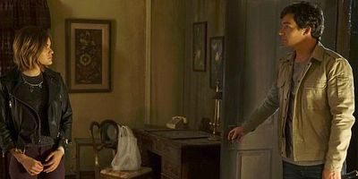 Cartel de Callen, callen, dulces mentirosas