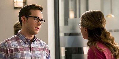 Cartel de Fuego cruzado