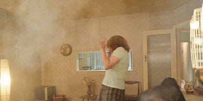 Cartel de Voces del más allá