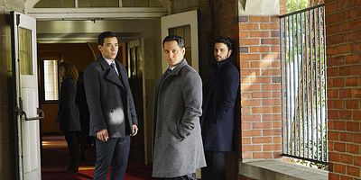 Cartel de Vayan a llorar otra parte