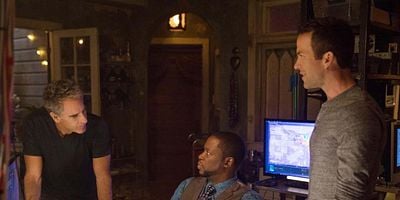 Cartel de Swift, Silent, Deadly