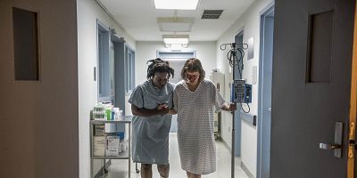 Cartel de Hermanas de pipí