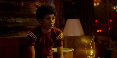 Cartel de Raise Your Words, Not Your Voice