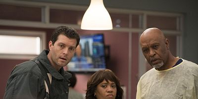 Cartel de Who Lives, Who Dies, Who Tells Your Story