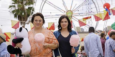 Cartel de Josh's Ex-Girlfriend is Crazy