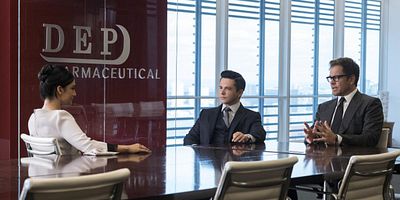 Cartel de The Devil, The Detail