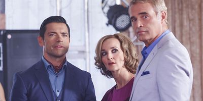 Cartel de Capítulo 18: Llama un extraño