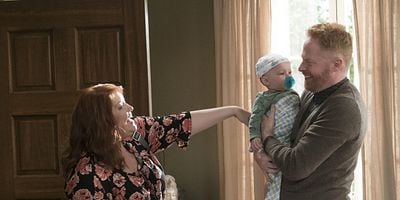 Cartel de Tough Love