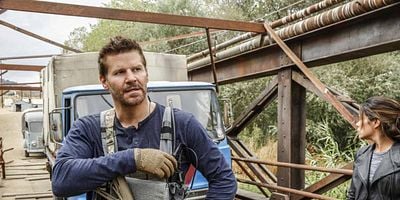 Cartel de Containment