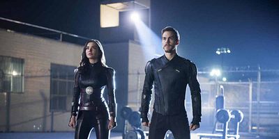 Cartel de Legión de superhéroes