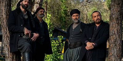 Cartel de Vatanım Sensin 40.Bölüm