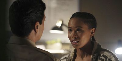 Cartel de Dead in the Water